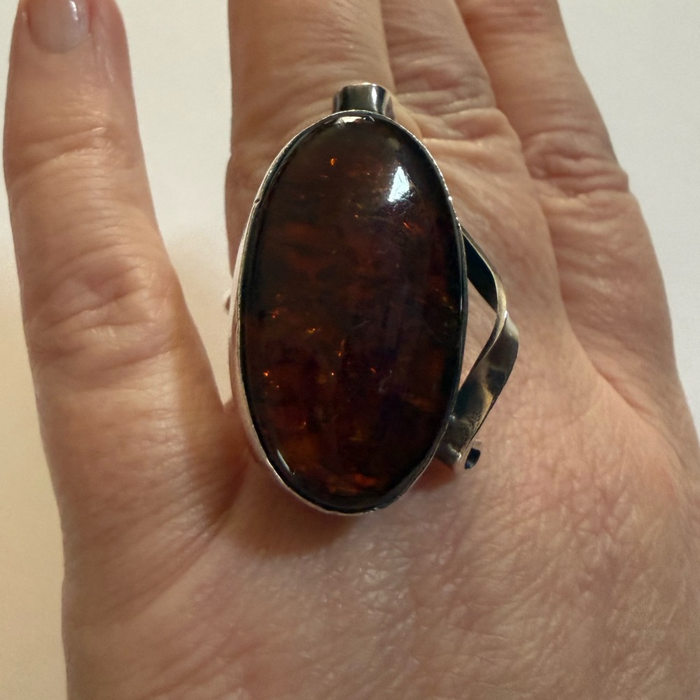 Vintage 925 Sterling Silver and Baltic Amber Cabochon Tribal Modernist Ring 8/9